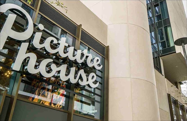 Business listing image