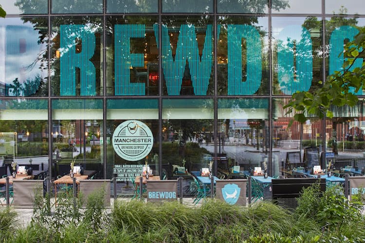 Business listing image